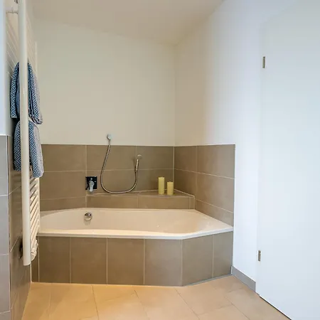 Haus Dippel Am Kurpark Inklusive Chiemgaukarte Daire